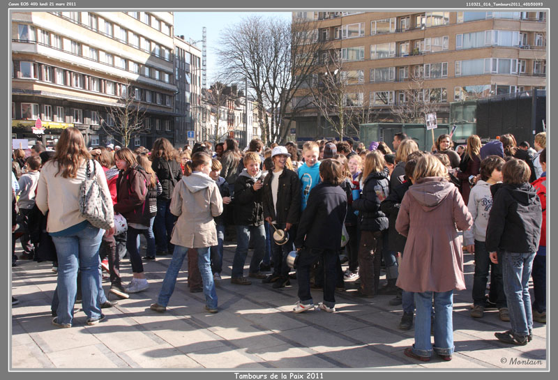 110321_016_Tambours2011_40D50093