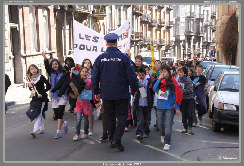 110321_042_Tambours2011_40D50111