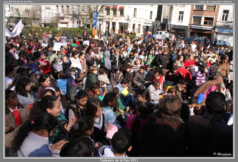 110321_081_Tambours2011_40D50132