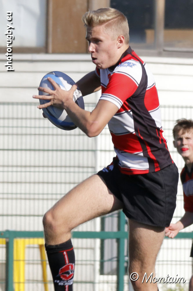 160924U18_118_70d29690
