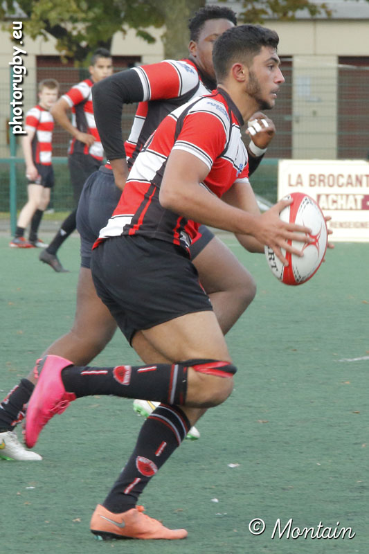 161022U18_017_7D110464