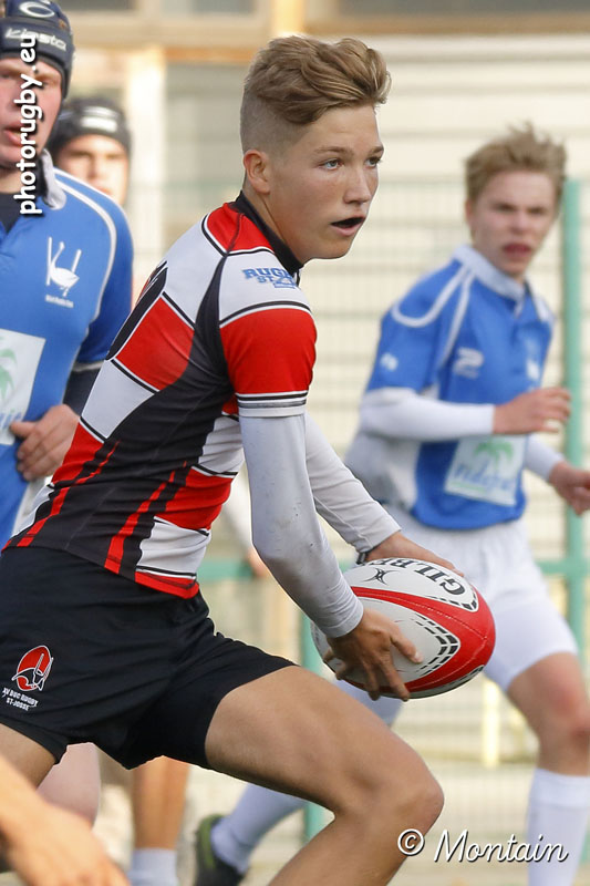 161022U18_049_70d26725