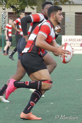 161022U18_017_7D110464