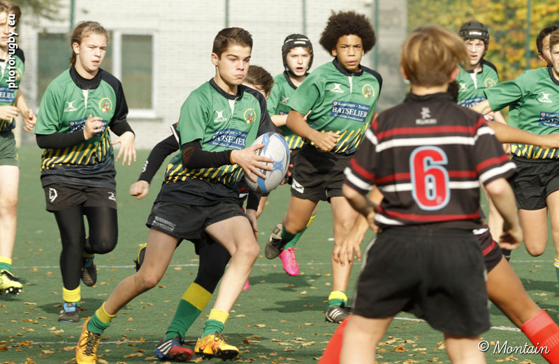 161029U14_048_7D110732