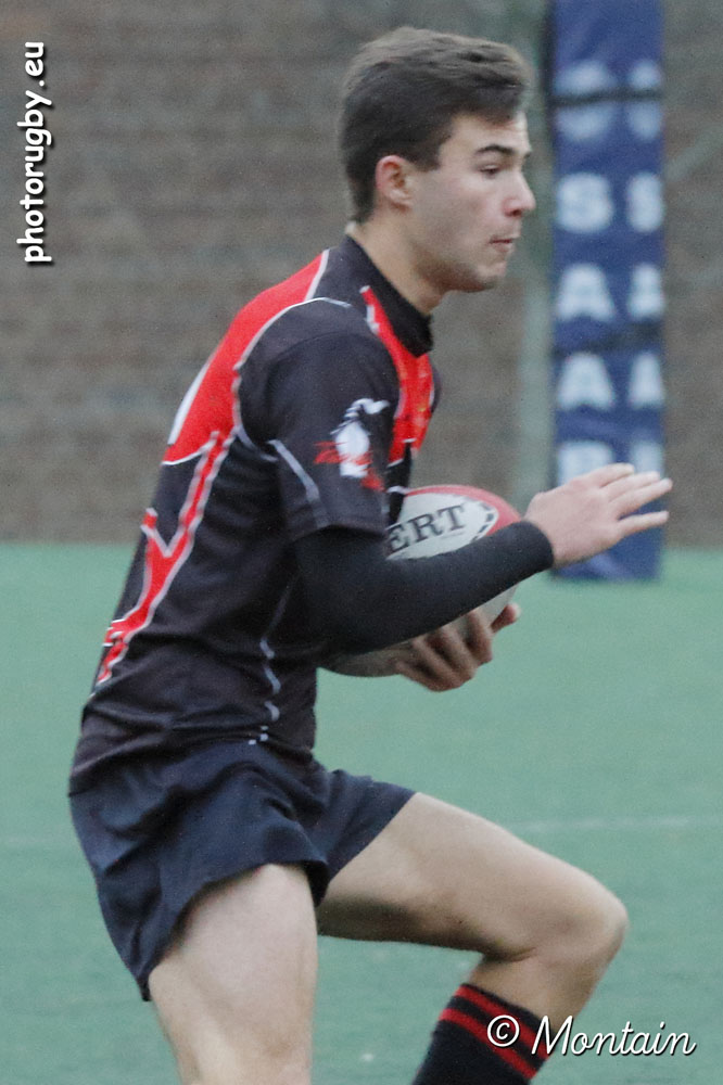161119U18_063_7D112214