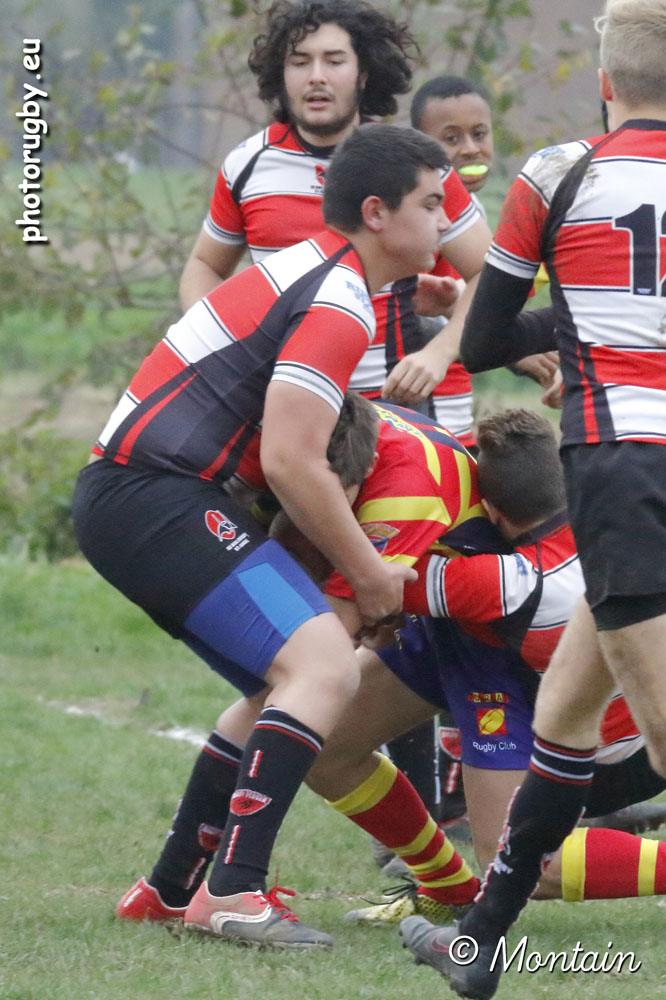 161126U18_010_7D112757