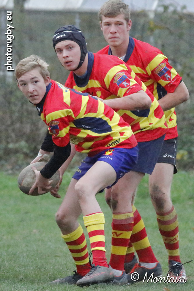 161126U18_050_7D112810