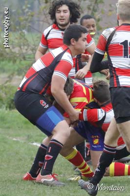 161126U18_010_7D112757