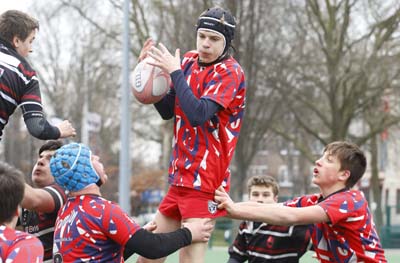 170225U16_132_70d29132