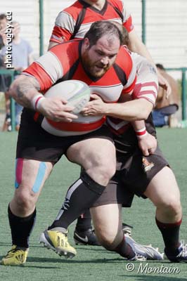 170402D_120_7D117669